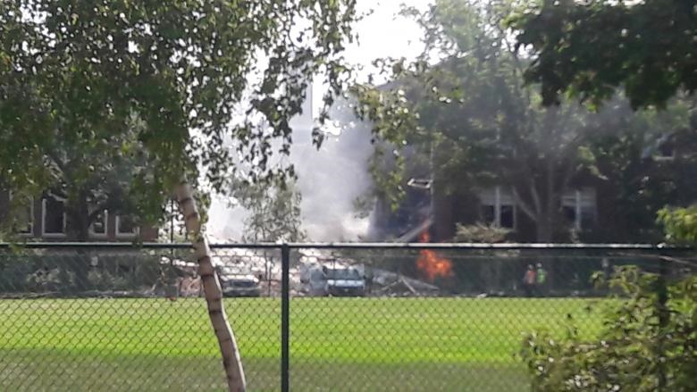 تصاویر | انفجار گاز در مدرسه‌ای در ایالت مینه‌سوتا در آمریکا 